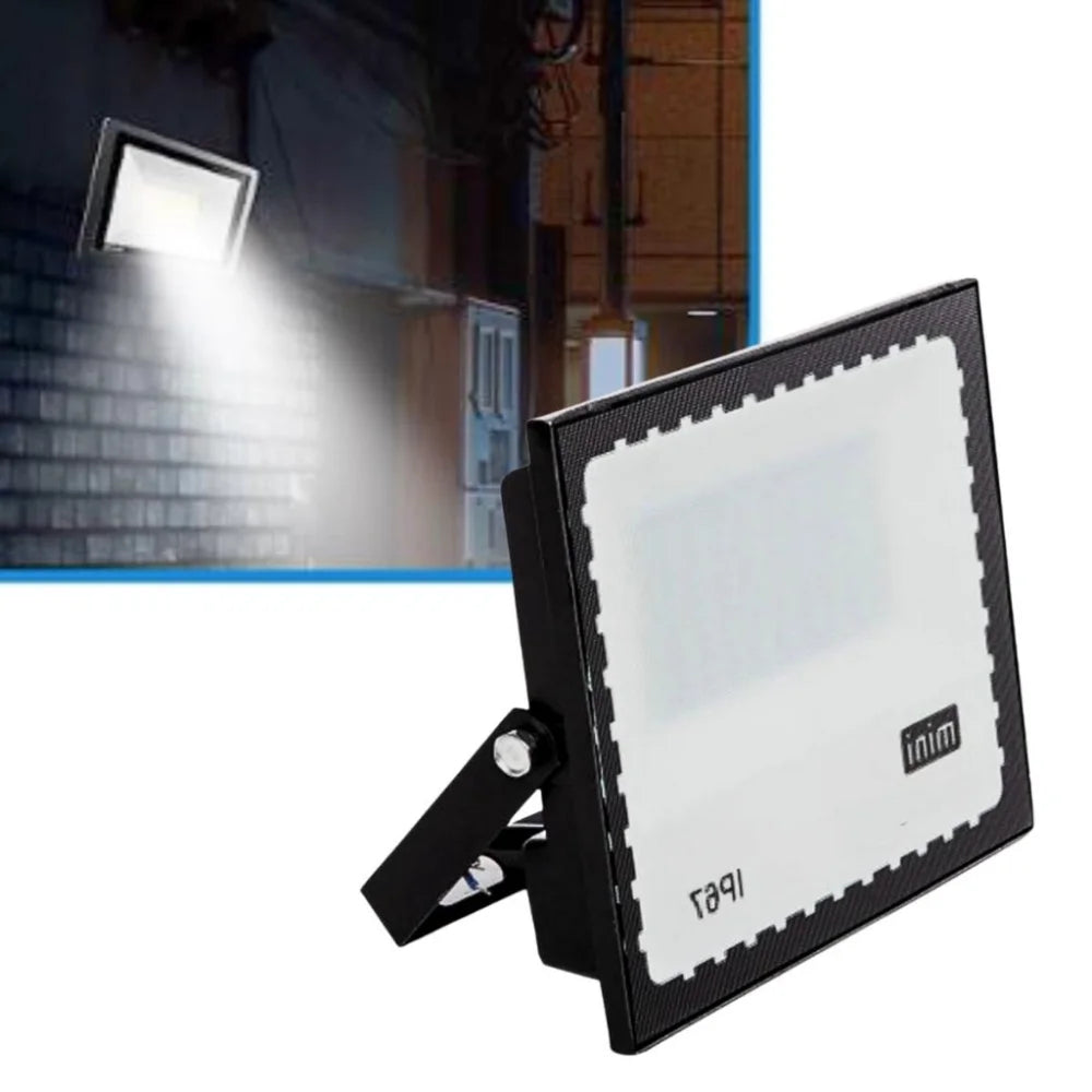 Refletor LED Spotlight 20W IP67 à prova d'água-SMD Branco quente 3000K