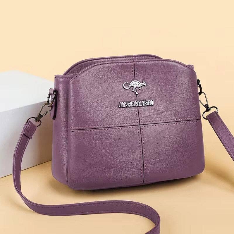 Bolsa Bally Primeira Linha com Couro Genuíno